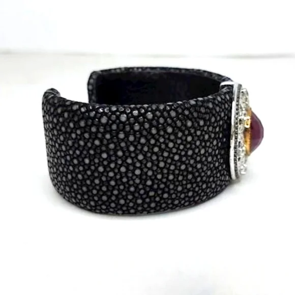 Sterling Silver Pink Sapphire & White Topaz Shagreen Cuff Bracelet - Picture 2 of 6